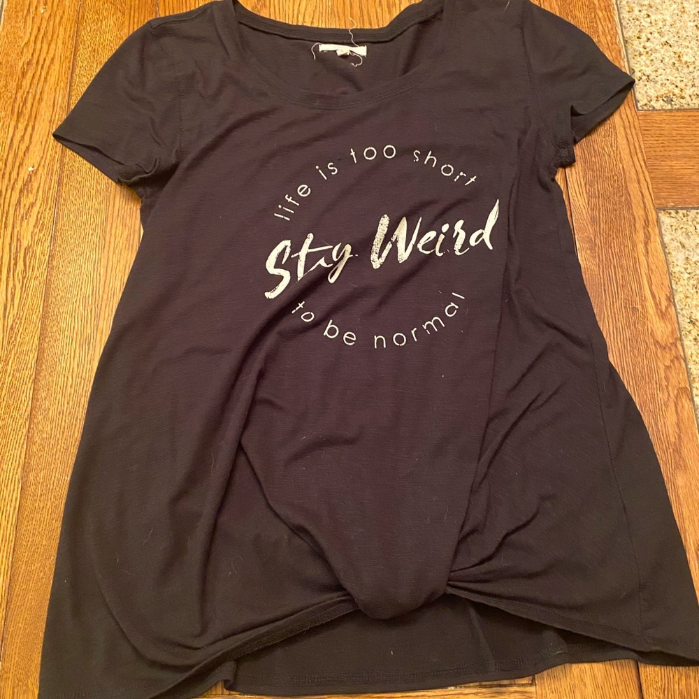 Maurices Size Small T—Shirt